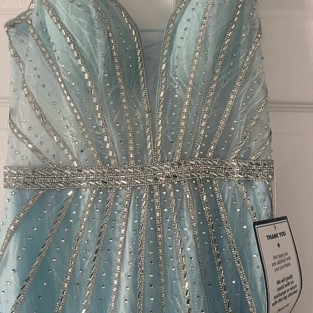 Bring the magic and beauty to prom in this b darling long fitted prom dress. - Picture 6 of 8